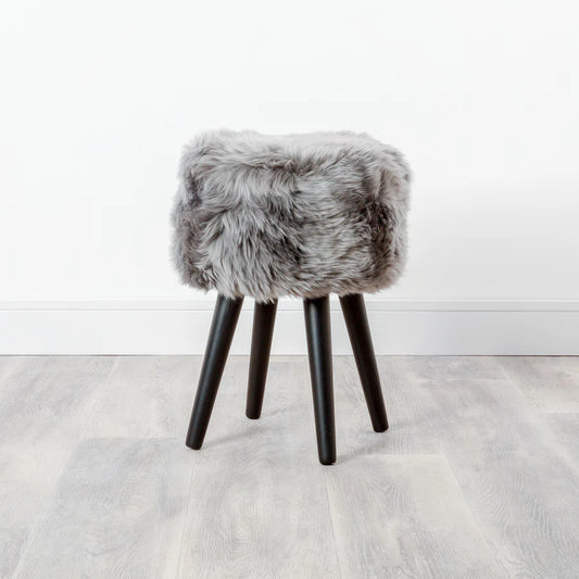 sheepskinnaturalstoollightgreyblacklegs