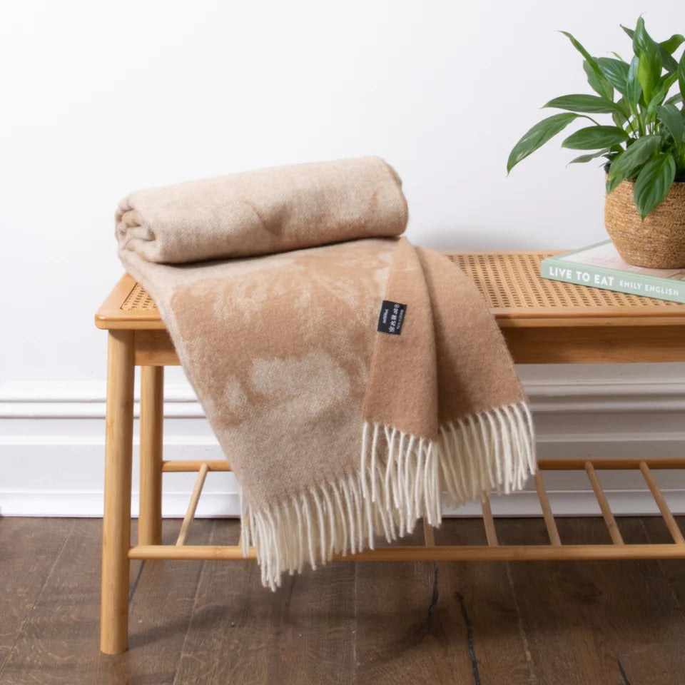 Highland Cow Beige Wool Blanket